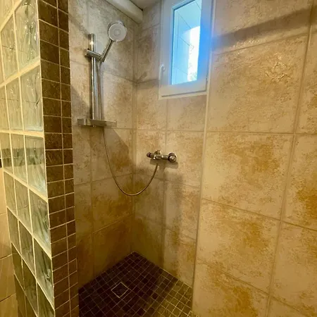 A La Campagne Apartament Corte (Corsica)